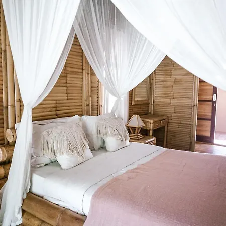 Bamboo Bungalows Lembongan Exterior photo
