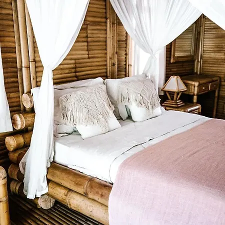 Bamboo Bungalows Lembongan Exterior photo